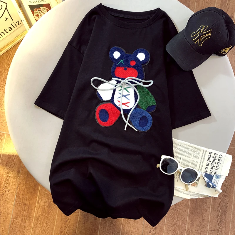 T-Shirts mit besticktem Bären für Damen - true deals club