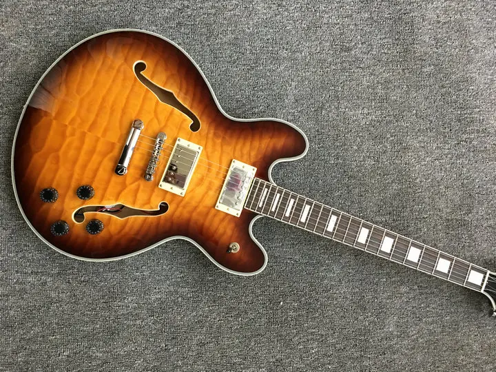 

В наличии Oem Sunburst 335 Jazz электрическая гитара с полуполым покрытием, сверху с кленовым пламенем и F-образным отверстием, глянцевая отделка, Бесплатная доставка