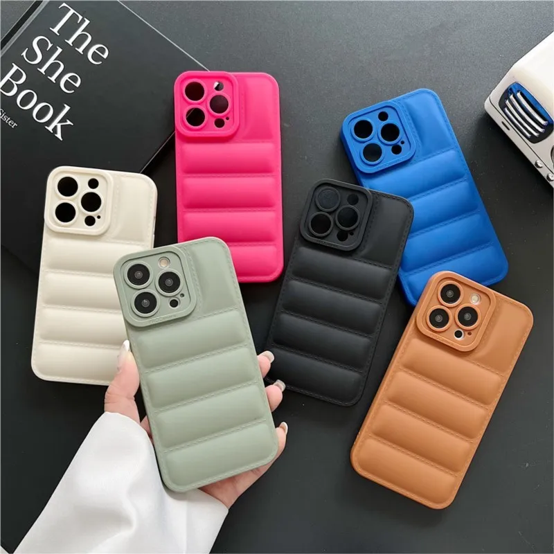 Winter Ins Fashion The Puffer Phone Case Per Iphone 14 12 13 11 14 Pro Max X Xs Xr 7 8 Plus Soft Skin Feeling Down Jacket Cover