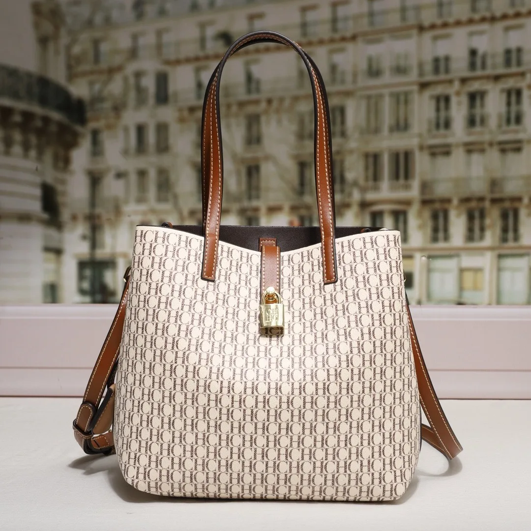 حقيبة يد نسائية رائعة ذات جودة عالية ذات سعة كبيرة...