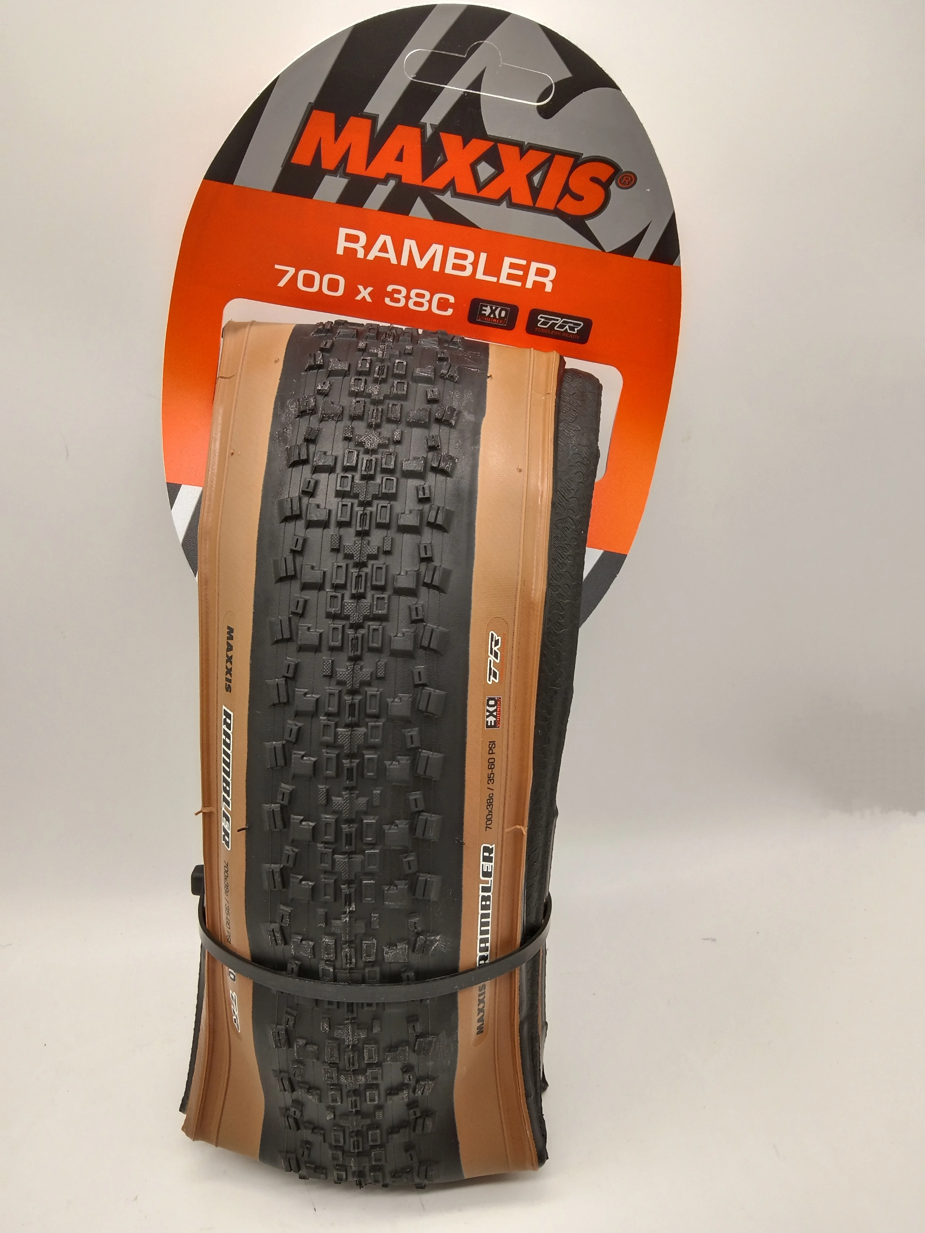 Paire De Pneus Maxxis Rambler 700x38 - Noir, Pliant, Tubeless, Double EXO - Pour Touring