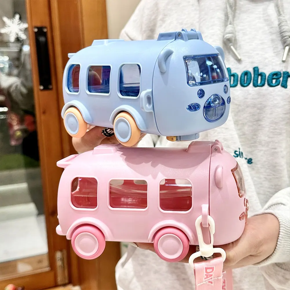 500/1400ml Portable Water Bottle With Shoulder Strap Leakproof Water Cup Bus Shape Car Straw Bottle for Outdoor Picnic