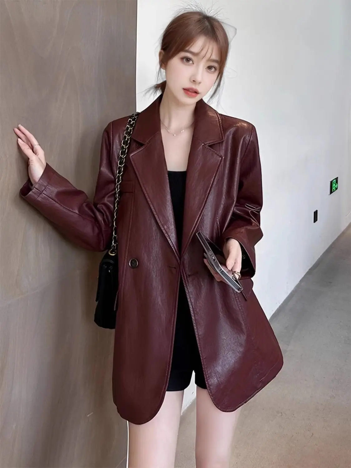 2025 Spring Autumn New Ankela Red Retro High Grade Leather Jacket for Women, Loose and Casual, Skinny Leather Suit Trendy Blazer