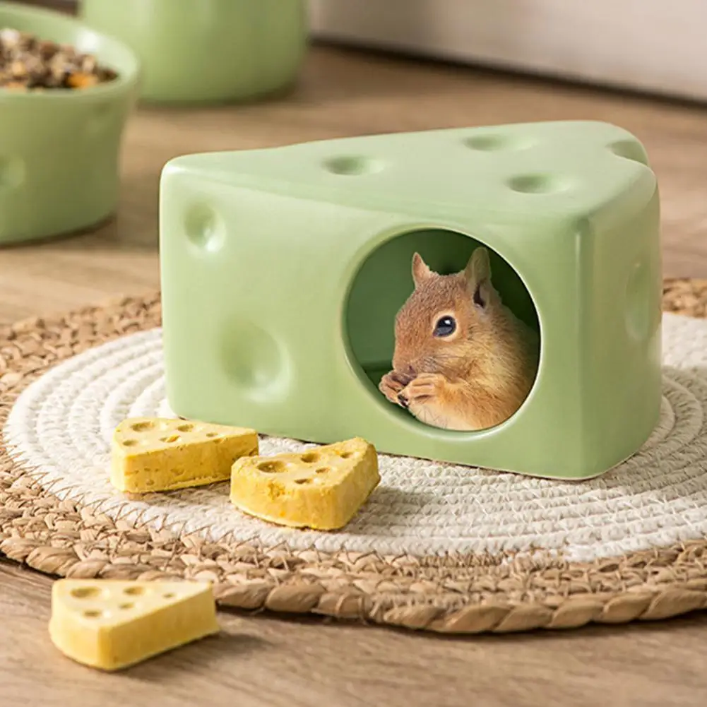 Creative Cheese-Shaped Ceramics Hamster House Hideout Cute Hamster Bed Landscape Product To Keep Cool
