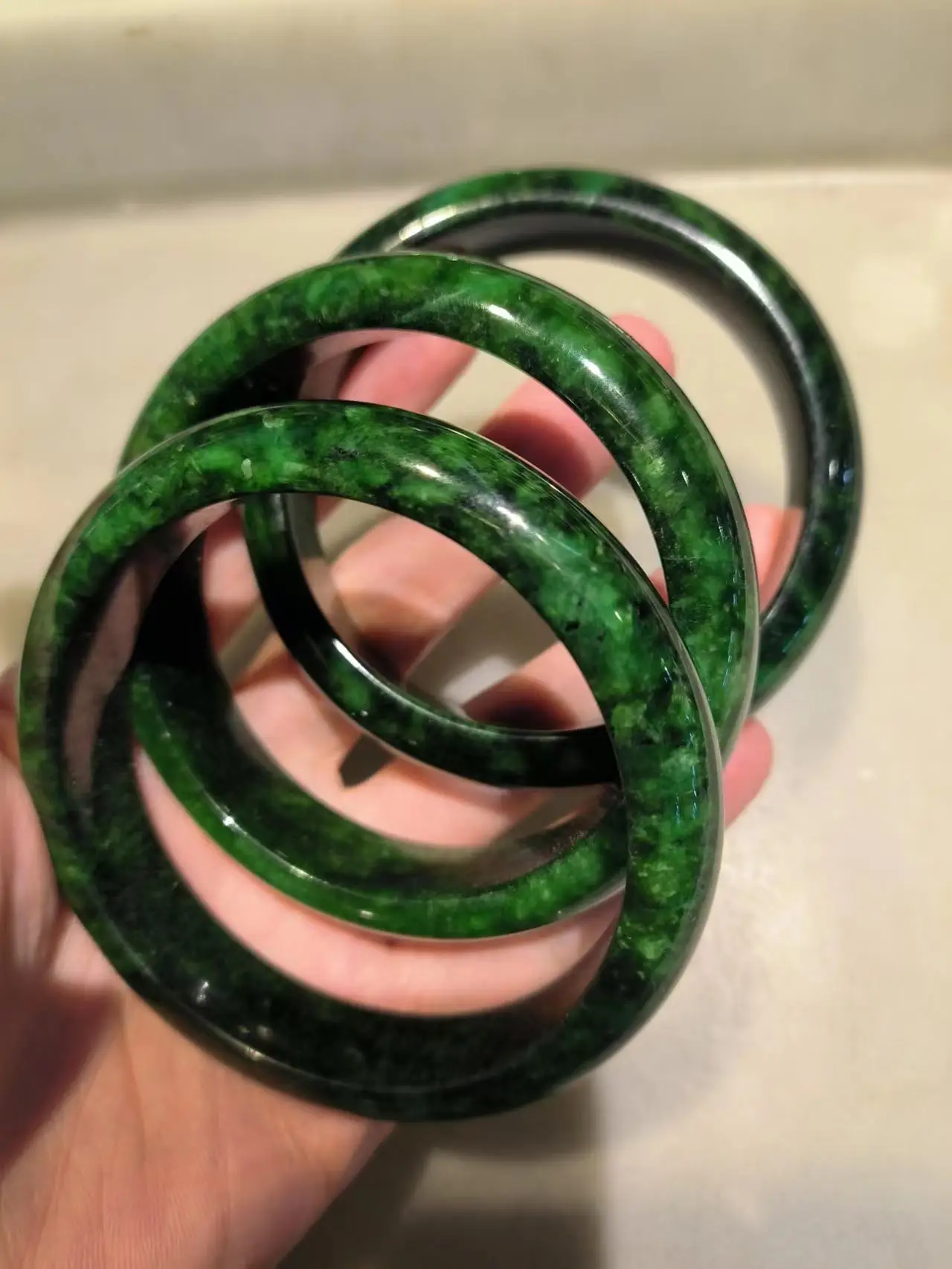 1Pcs/Lot Natural Jadeite Closed Bracelet Jade Green Warm Luster 57-63Mm Accessories Ethnic Style Jewelry Exquisite Woman Taki
