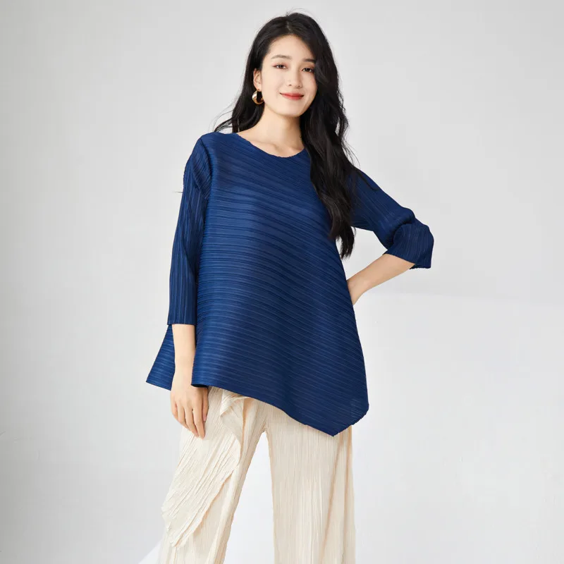 

COZOK Simple Solid Color Loose Summer New Women's T-shirt Round Neck Pleats Seven Sleeves Slimming Effect WT5271