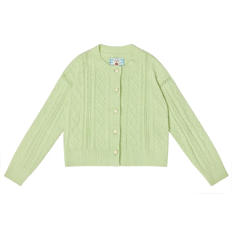 Рисунок 5 - Верхняя одежда в стиле ретро