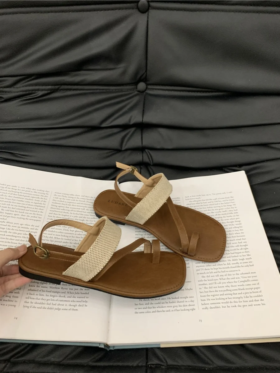 

Сандалии женские из ПУ кожи, удобная обувь для улицы, пляжные модные тапочки на плоской резиновой подошве, римские скандалы, Повседневные тапочки для отдыха