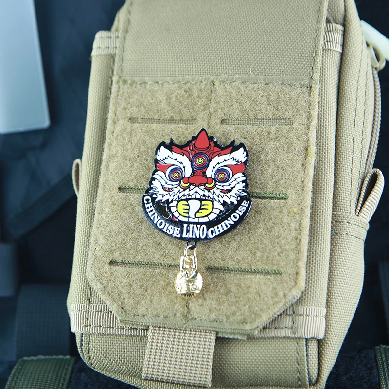 

Chinese Ethnic Style Lion Dance Metal Patches for Clothing New Fashion Personalized Cartoon Morale Badge Tactical Armband