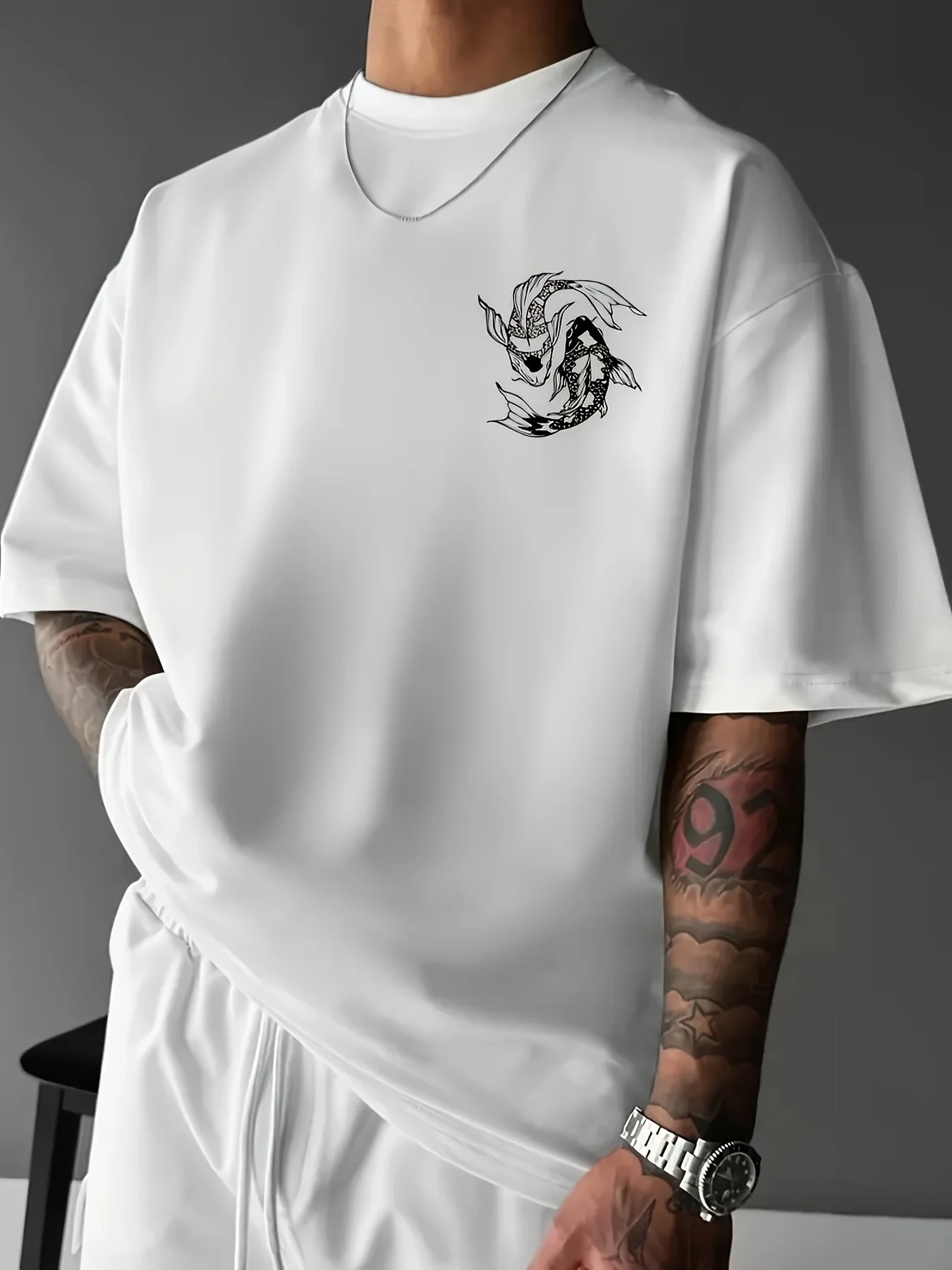 Schwarzes T-Shirt mit japanischen Schriftzeichen, bedruckt, 100 % Baumwolle, für Herren, bequem, trendig, modisch, für den Alltag, Herren-T-Shirt mit Rundhalsausschnitt