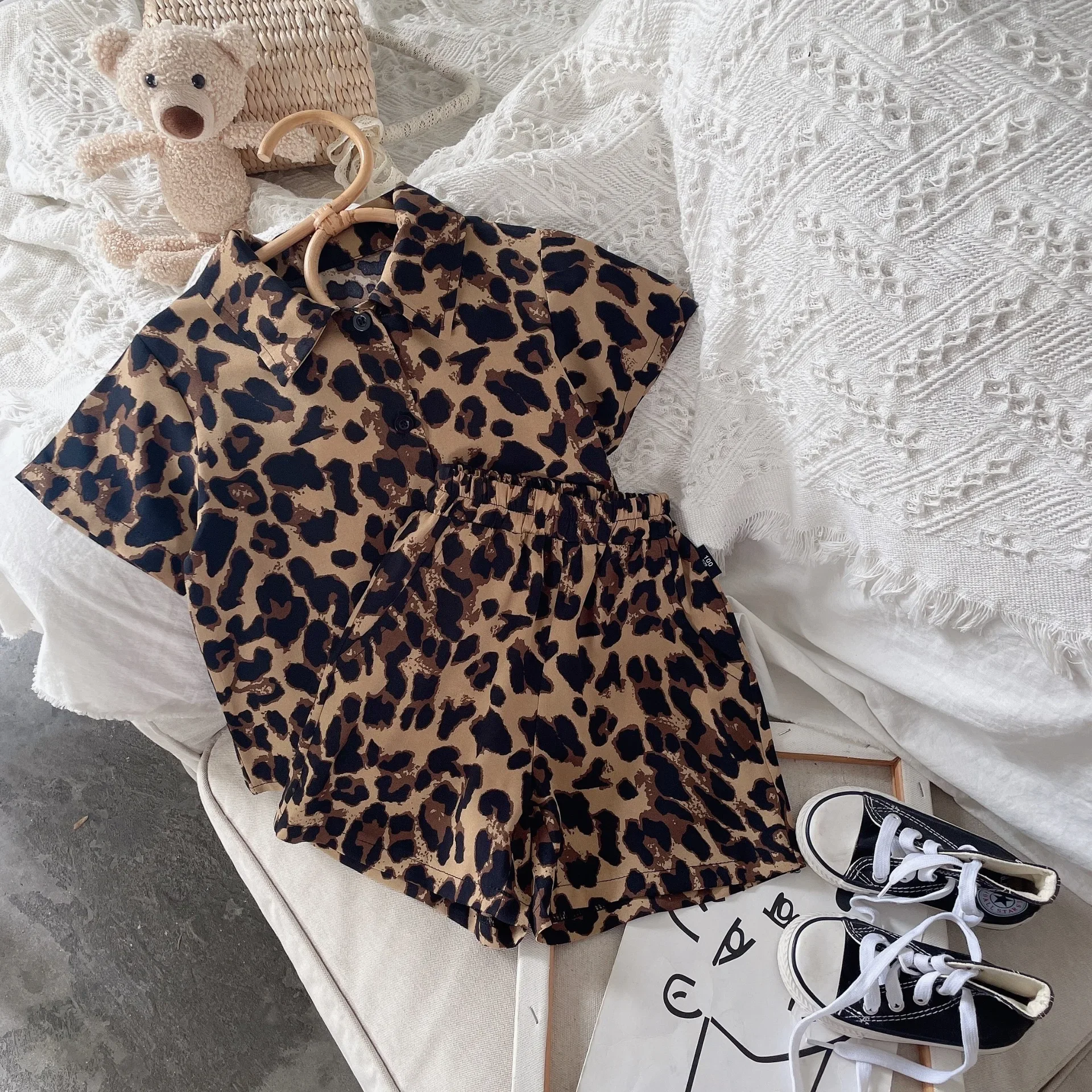 

Children Fashion Clothing Sets 2024 Summer Kids Leopard Print Shirts And Shorts Two Piece Suit Baby Girls Boys 2 Piece Outfit