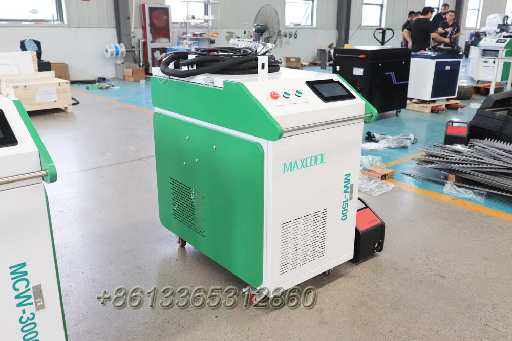 2024 New Technology Water Cooled Laser Welding Machine Handheld Laser Welding Machines Metal Fiber Laser Welder for Sale 5