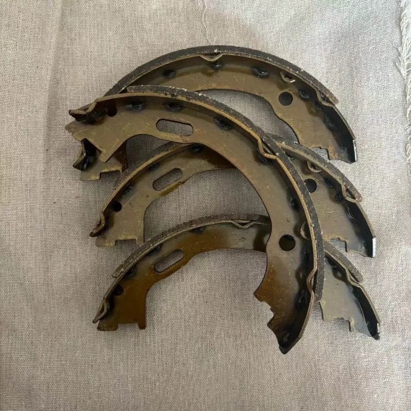 Parking Brake Shoe Sets for Chrysler 300C 68020626AA