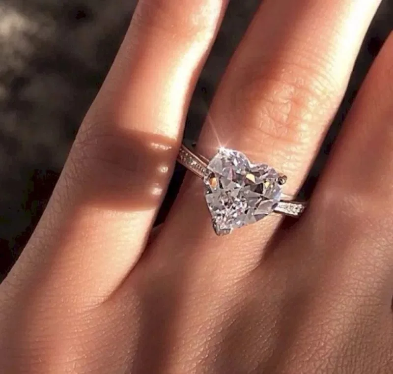 Classic Shiny Big Zircon 925 Silver Heart Ring Ladies Jewelry Bride Wedding Love Eternal Ring Ladie Jewelry Rings for Women silver ring wedding rings silver rings silver heart ring