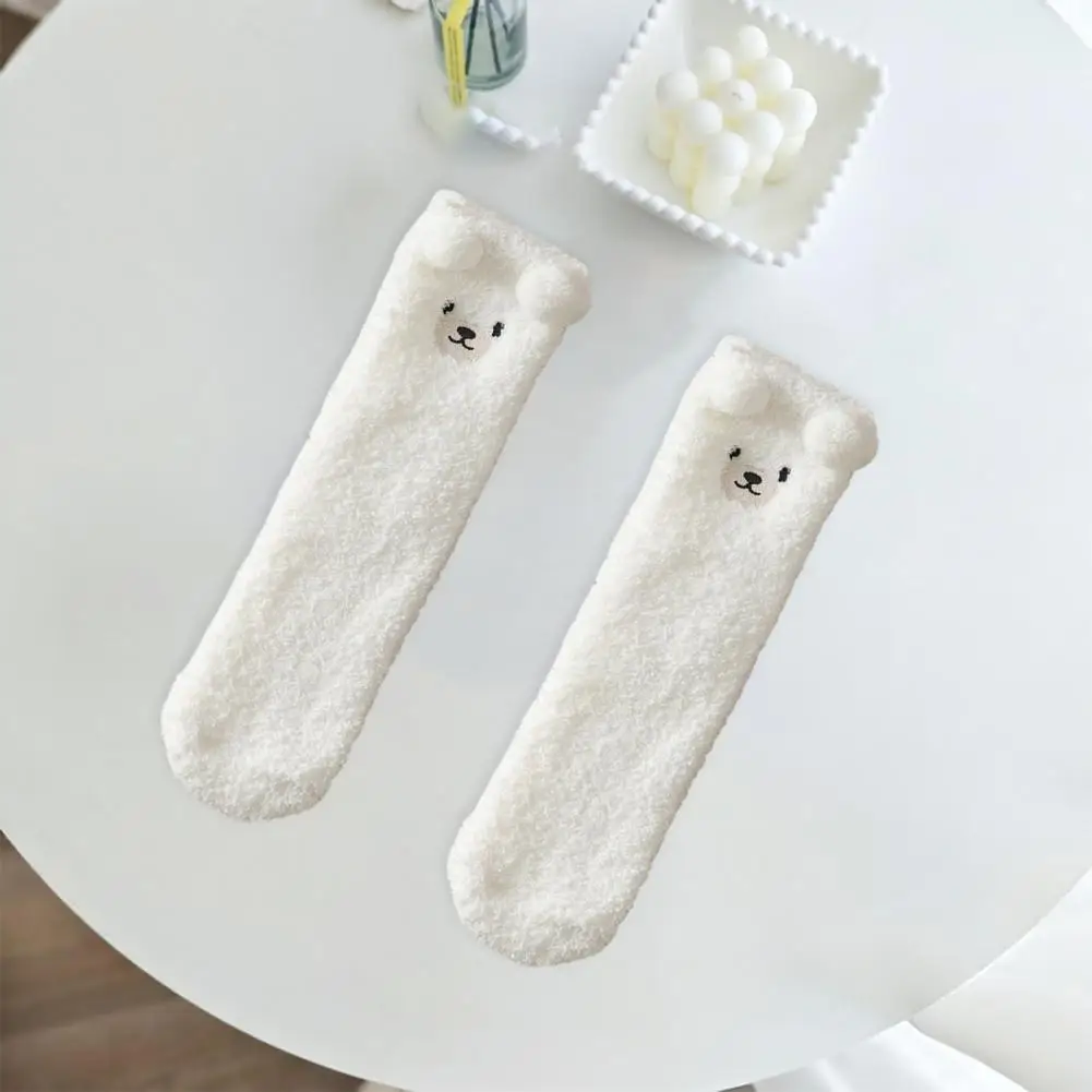 

Women Mid-calf Socks Cozy Winter Women's Coral Fleece Bear Patterned Plush Socks Thickened Mid-tube for Home Sleep Elegant Women