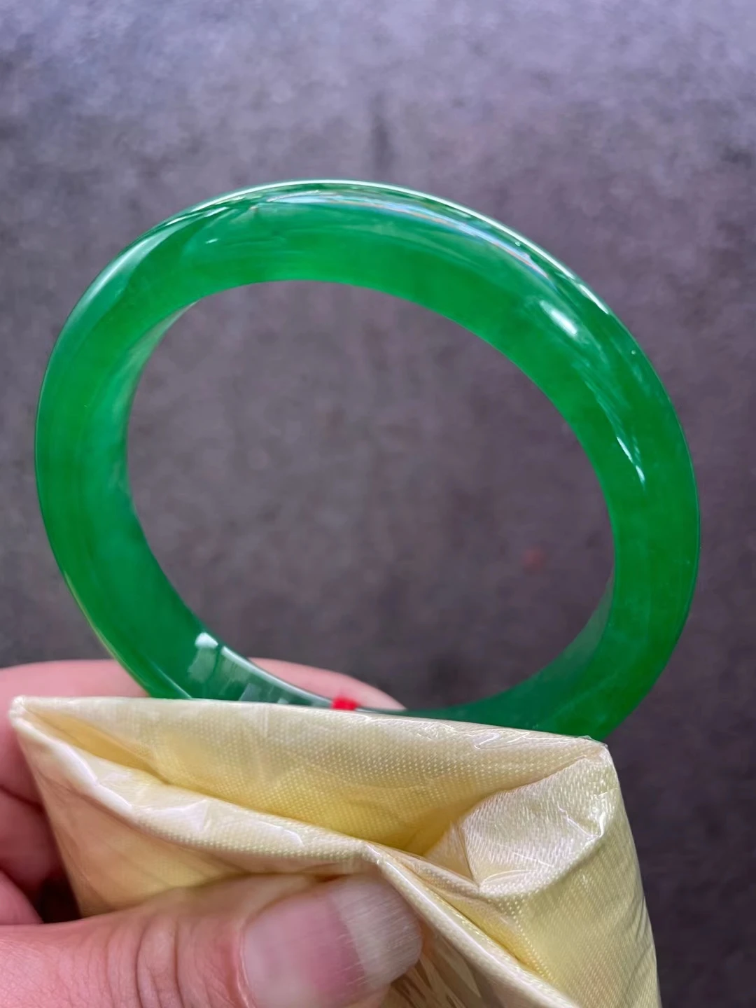 Top Qality Natural A Level Jade Rare Emerald Explicit Bangle Physical Shooting Jewelry Accessories Gift  Fashion Perfect Bracele