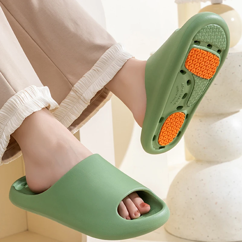 Home Bathroom Non-Slip Slippers Women Soft Sole Platform Couple House Slippers Summer Comfortable Flat Heel Indoor Slides 2025 5