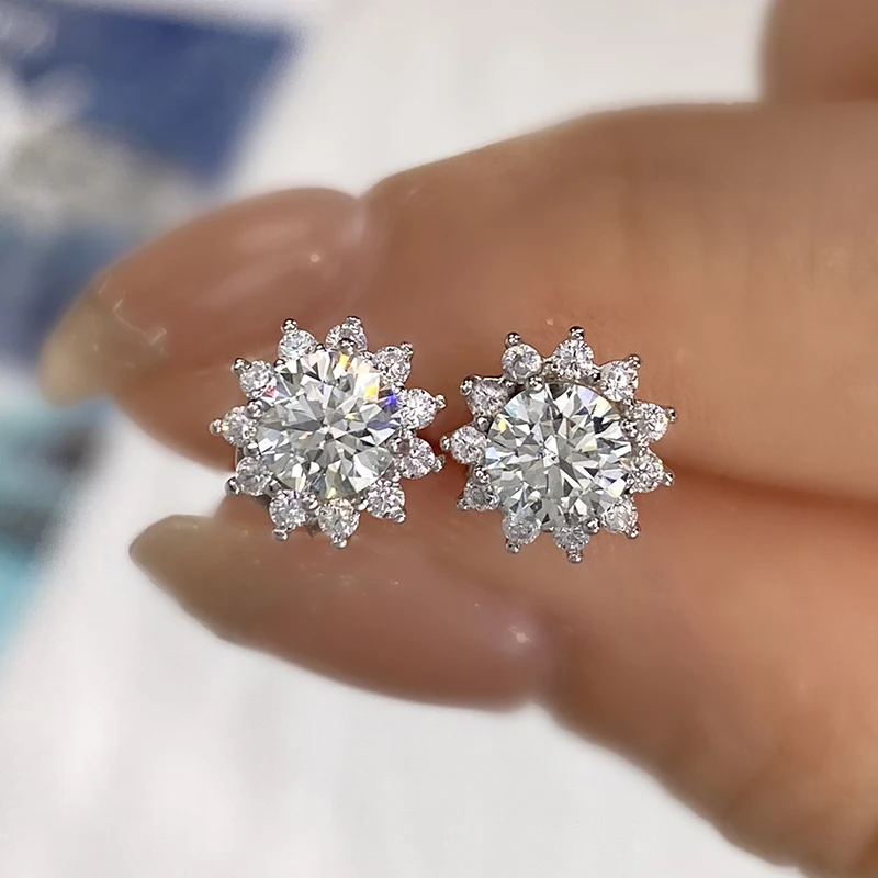 0.5 carat Moissanite