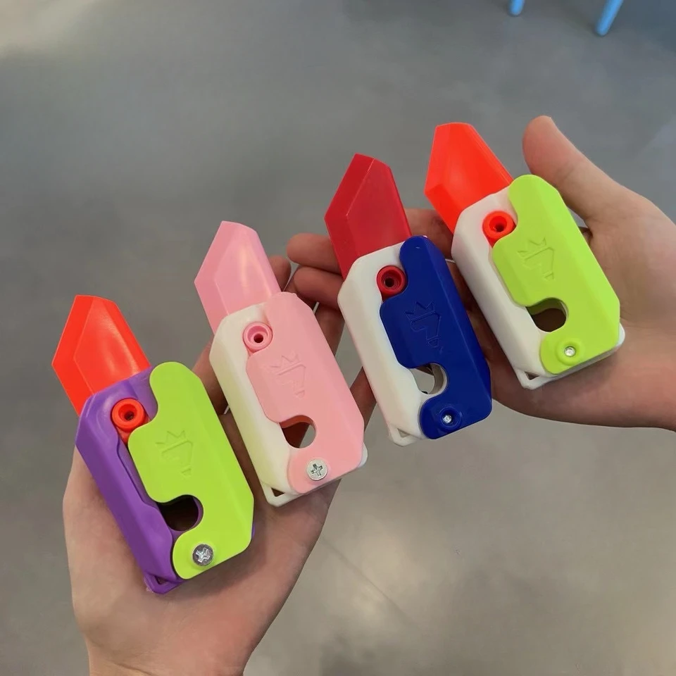 https://ae01.alicdn.com/kf/S4e1889e035f44c1aaa7b65759f376c5bN/Tik-Tok-Hot-3D-Gravity-Radish-Knife-Miniature-Plastic-Flick-Knife-Decompression-Toy-Swords-Toys-Ninja.jpg_960x960.jpg