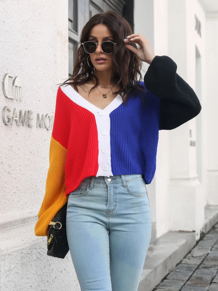

Women's 2023 Fashion Casual Contrast Knitted Single Breasted Cardigan V-neck Long Sleeve Contrast Loose Short Knitted Sweater