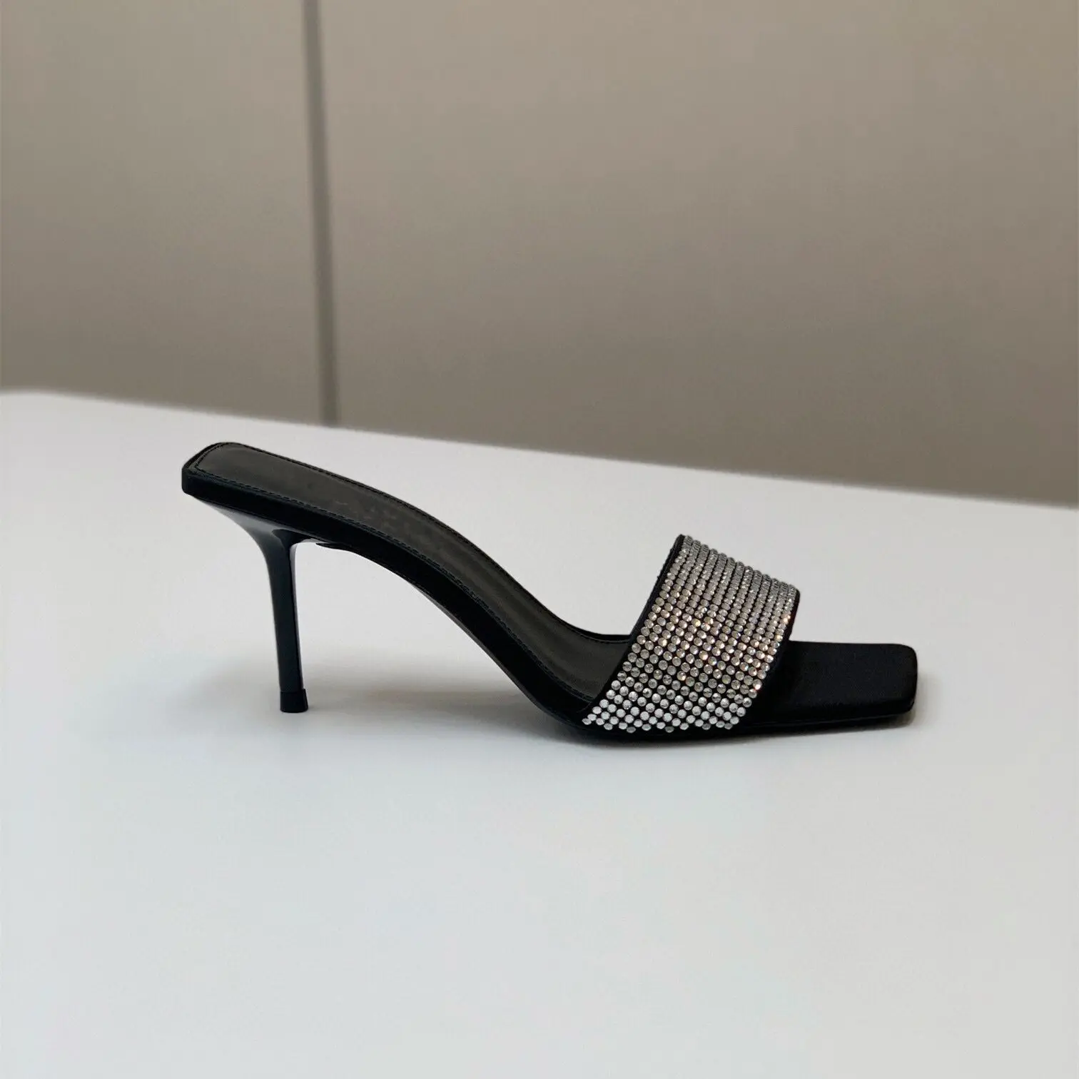 

Summer Sandals Women Shoes Black Crystal Strass Peep Toe One Strappy Stiletto Stripper High Heel Shoes for Party Sandalias Muler