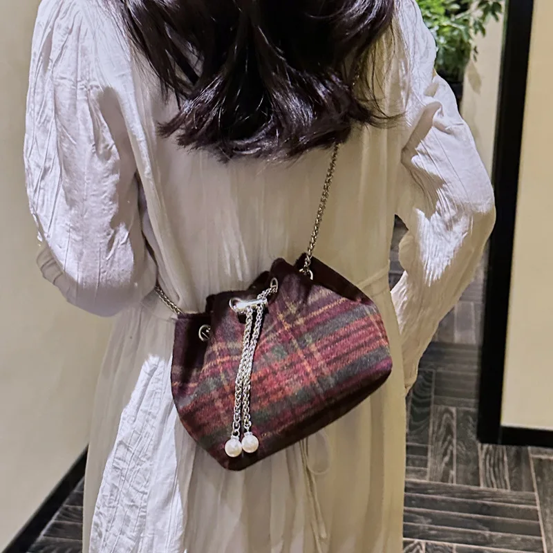 

Popular Crossbody Bag Women's Chain Woolen Water Bucket Female Shoulder Bag Small Designer Luxury Brand Crossbody Bag