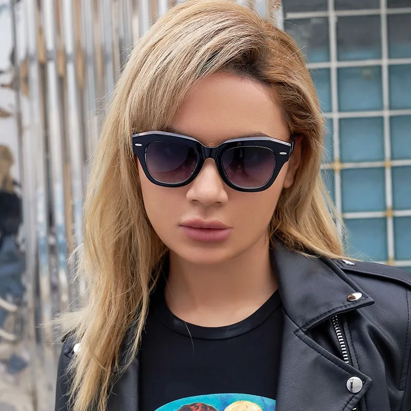 

Retro Small Frame Polarized Sunglasses Men Fashion Trendy Sunglasses Shades Wholesale Glasses Women Gafas De Sol Luxury Designer