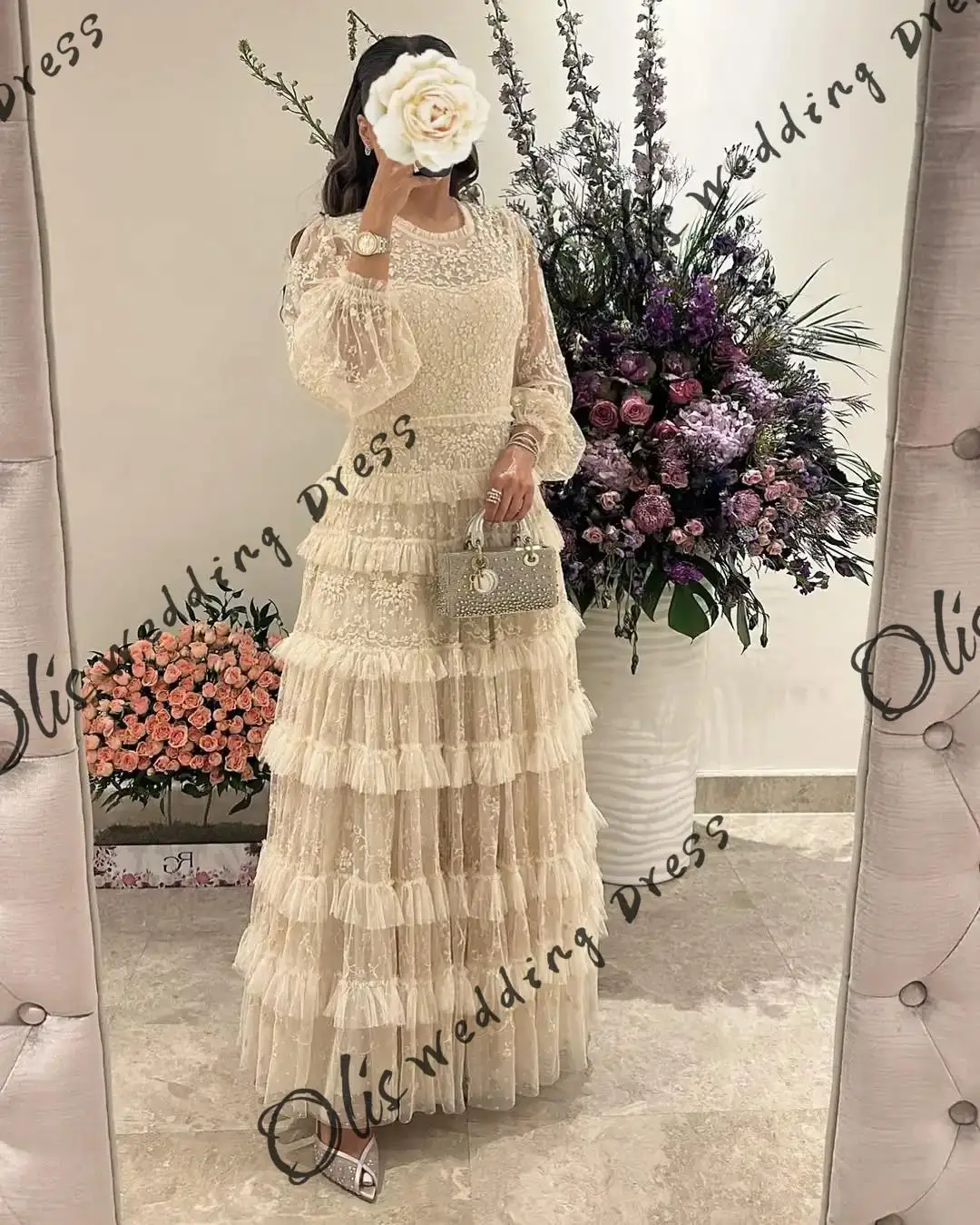 فساتين حفلة موسيقية بأكمام طويلة مخصصة ورقبة دائري...