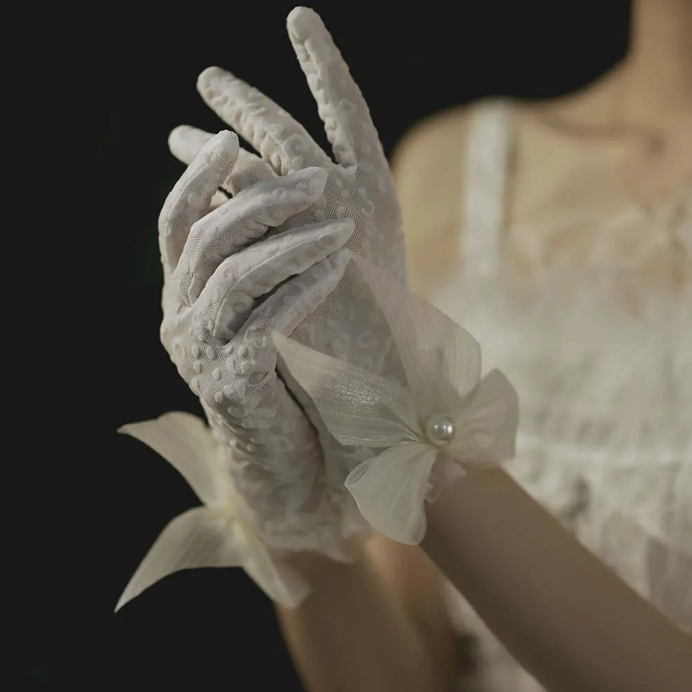 

Модные солнцезащитные перчатки с жемчугом для девочек, женские свадебные кружевные перчатки с оборками и бантом, свадебные варежки, белые перчатки