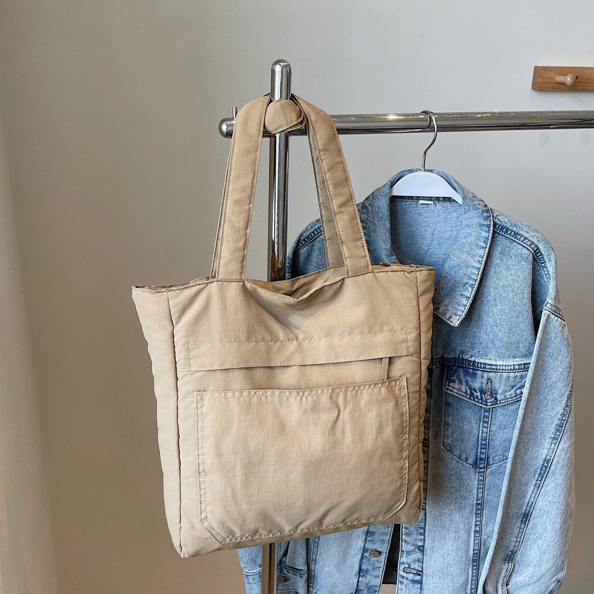 Versatile Large-Capacity Canvas Tote Bag