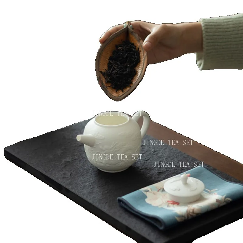 Chinese Style Sheep Fat Teapot Embossed Dragon and Phoenix Teapot with Filter Holes Ceramic Kung Fu Tea Set Tea Infuser