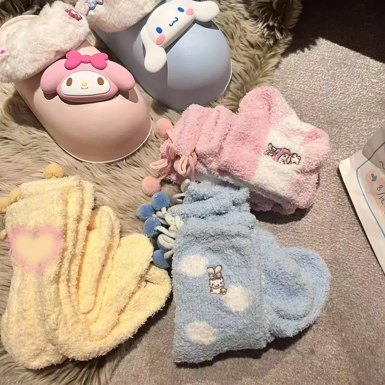 

New Sanrio Kawaii Fuzzy Socks Winter Cartoon Lovable Mymelody Cinnamoroll Keep Warm and Prevent Cold Anime Toys For Girls