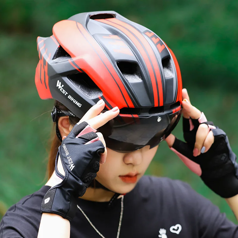 best bicycle helmet for glasses