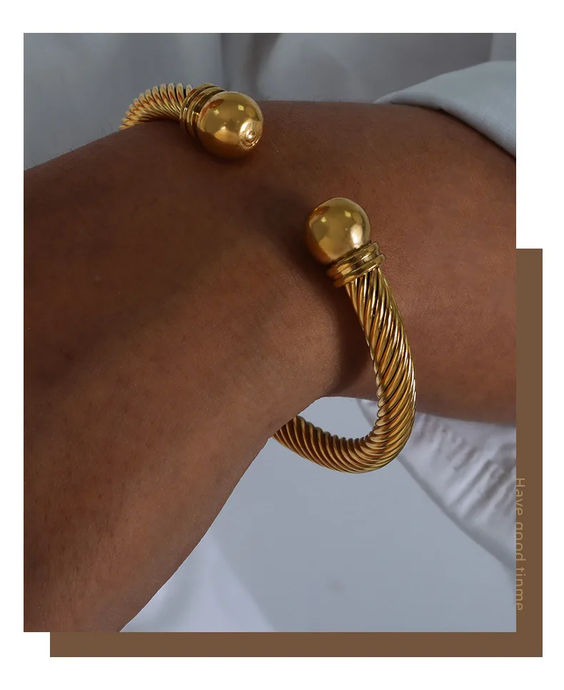 Liora Simple Twisted Cuff Bracelets For Women Men 316L Stainless Steel Round Wristband Bangle Unisex Fashion Waterproof Jewelry