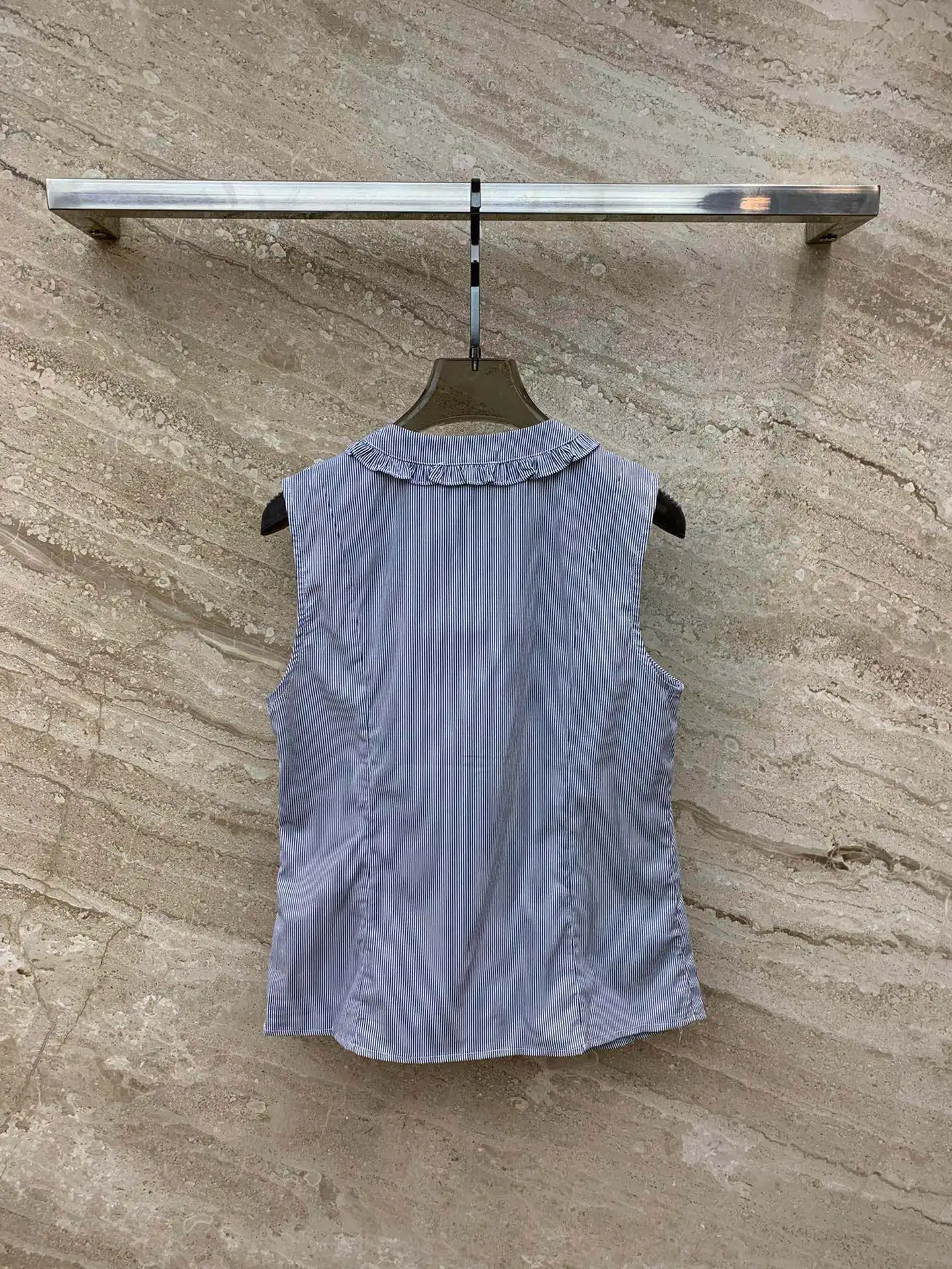 

Fungus striped sleeveless vest shirt0325