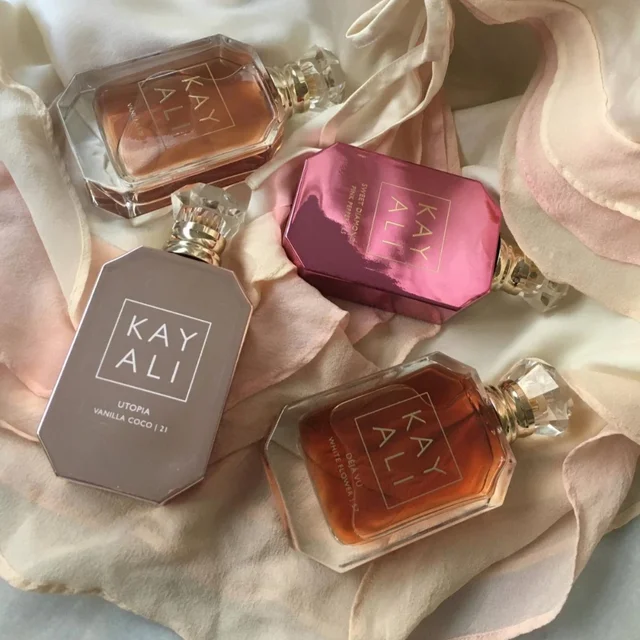 Eau de Parfum 100ml, parfum de luxe longue durée, floral, fruité, vanille, oriental, boisé, sucré, parfum signature 1