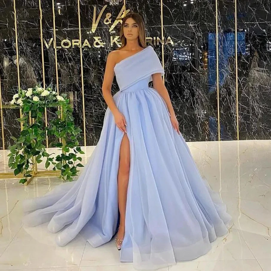 Небесно-голубое официальное вечернее платье из органзы с одним открытым плечом, привлекательное длинное фатиновое платье-трапеция с разрезом сбоку, платье для выпускного вечера