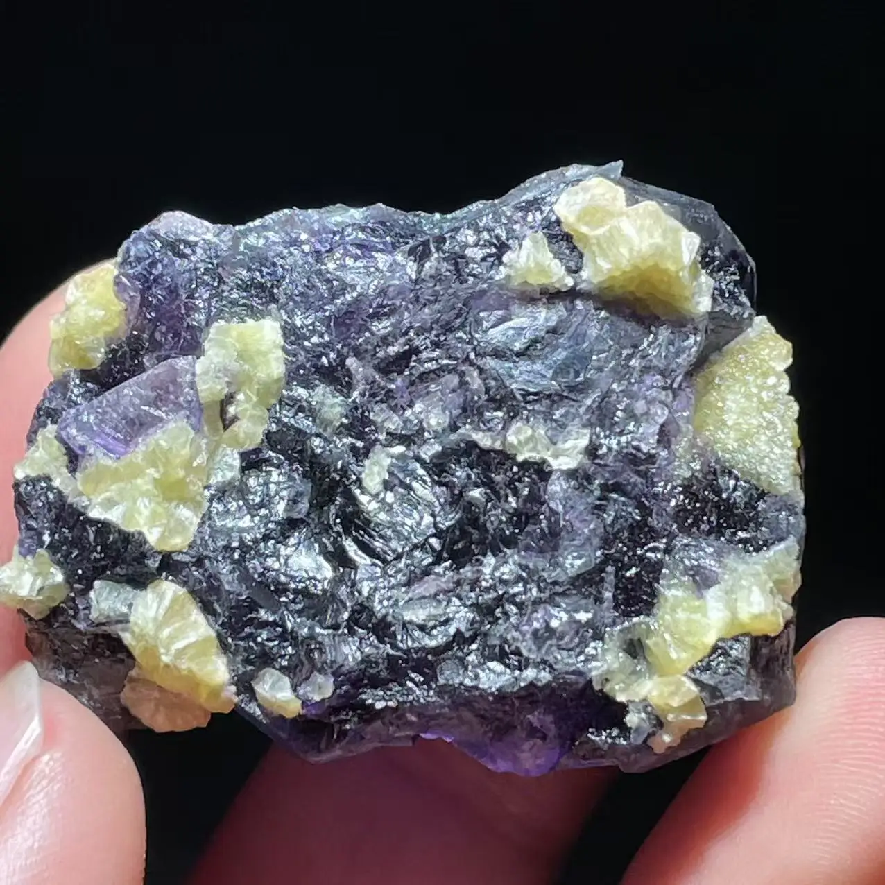 New 100% natural fluorite and muscovite mineral specimens for home decoration from Mongolia 3