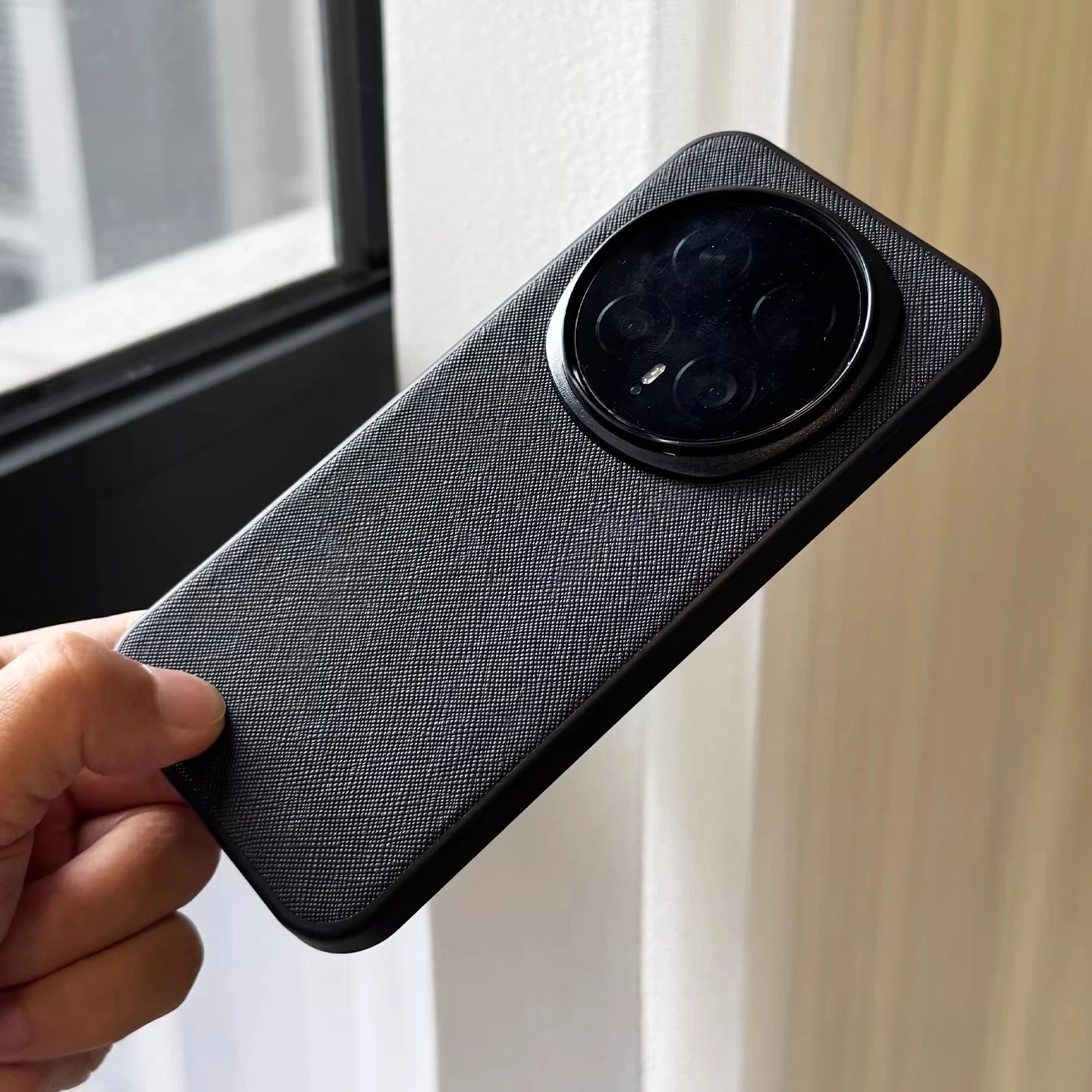 Elegant Shockproof & Dustproof Phone Cover - Premium Protective Fashion Case
