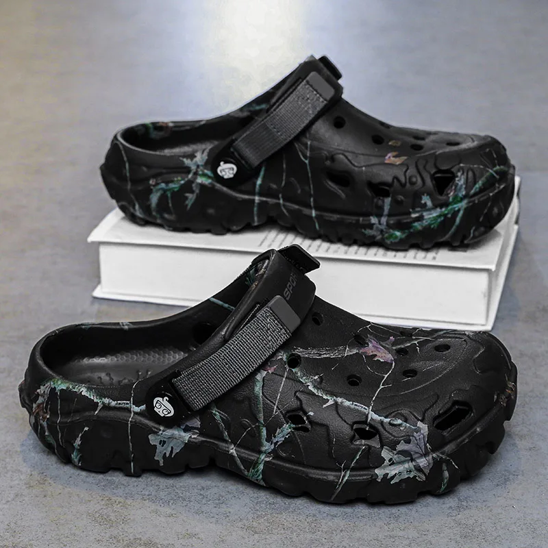 Men Slippers High Quality Classic Outdoor Anti-Slip Garden Shoes Lightweight Fashion Casual Sandals Sandals for Men Platform 5