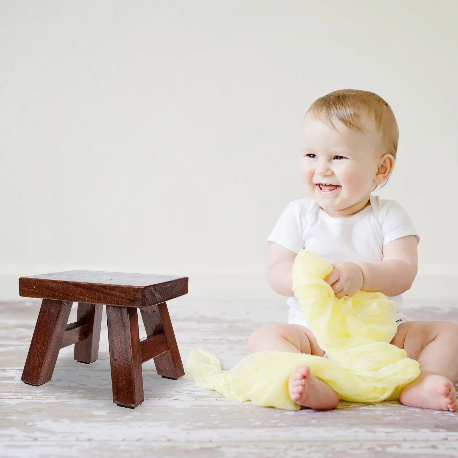 Рисунок 5 - Деревянный ступенчатый стул