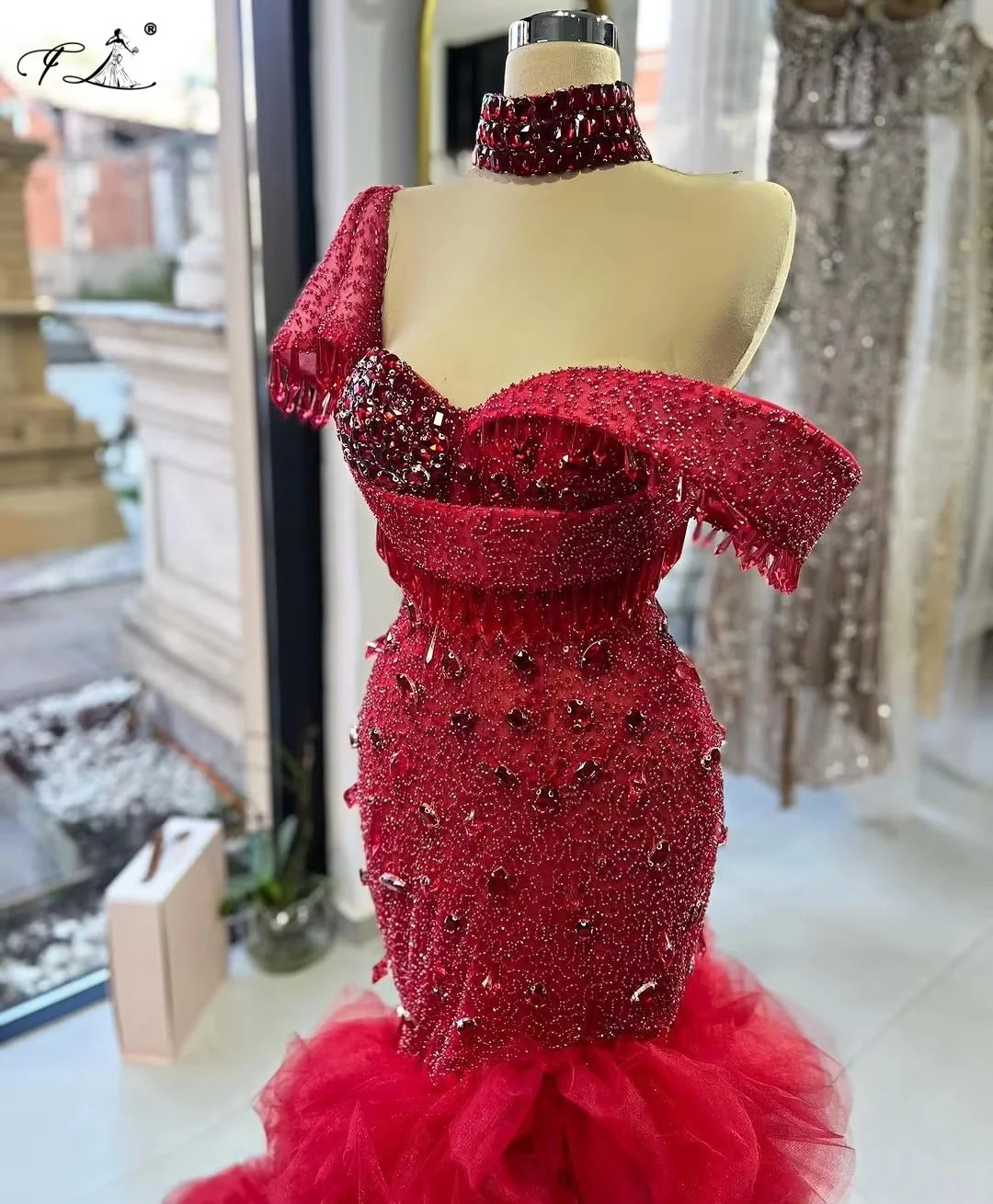 Haute Couture Dress Red Irregular Designer Dress Bead Embroidered Split Tulle Tail Dress Prom dress Wedding Occasion Dress