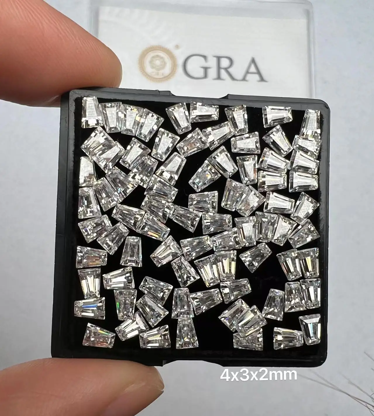 HMJ Lose Moissanit Trapez Step Cut D Farbe VVS1 Ausgezeichneter Diamant für individuelle Klarheit Verlobungsschmuckherstellung mit GRA – Detail 7