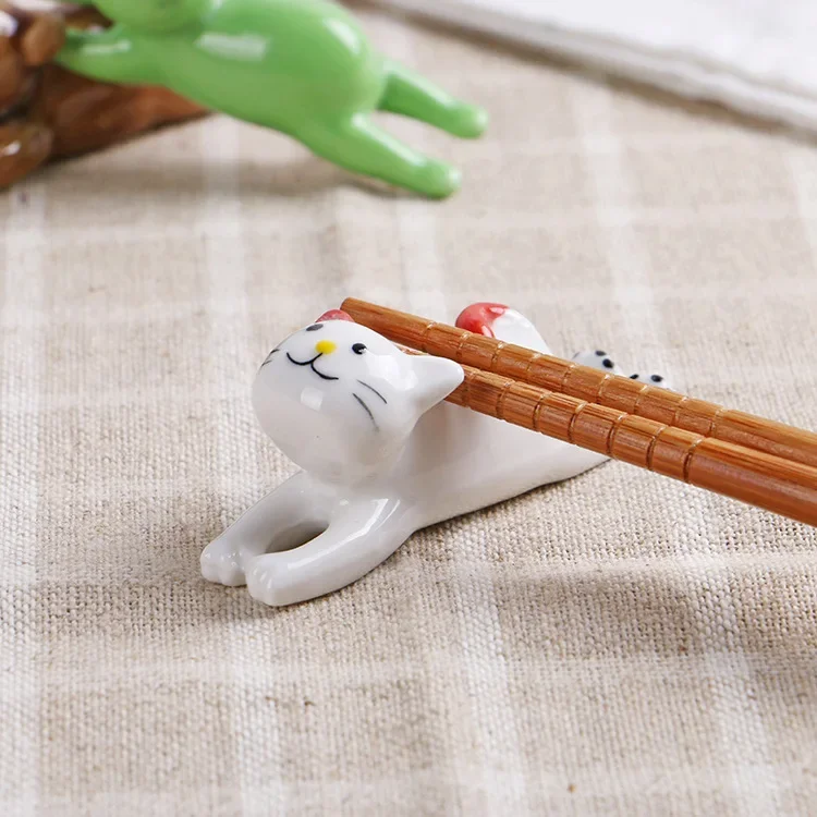 Ceramic Utensil Holder Frog bear cat Shape Chopstick Rest Spoon Fork Holder Rack for DIY Home Dining Table Decoration