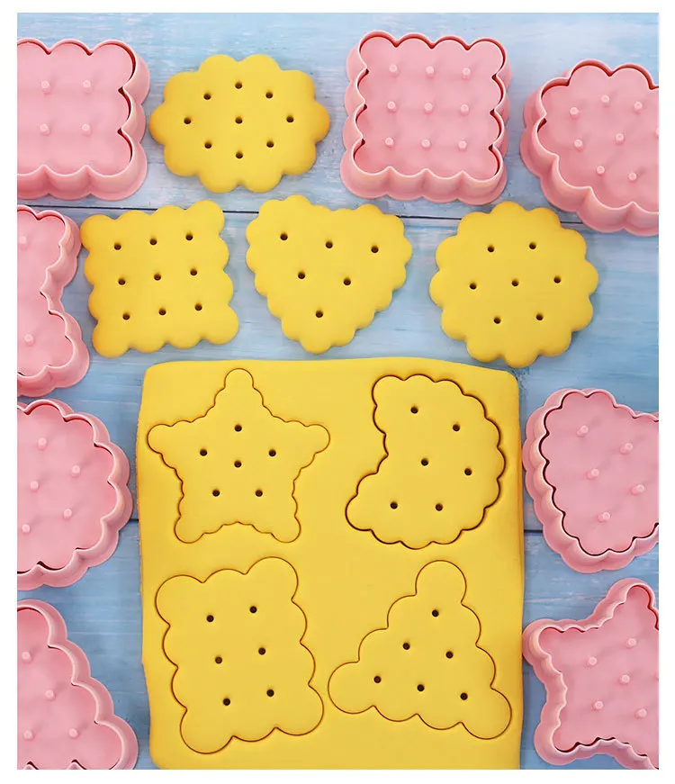 Description Picture 2 of itemWaffle Cookie Molds 16pcs Set Cookies Cutters Classic Retro Biscuit Mold Confectionery Cookie Stamp Baking Pastry Bakeware Tools
