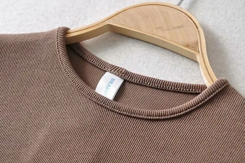 Moda Casual 2023 Estate Donna Slim Fit t-shirt attillata in cotone a maniche corte O-Collo tee Crop Tops688_voghion.com
