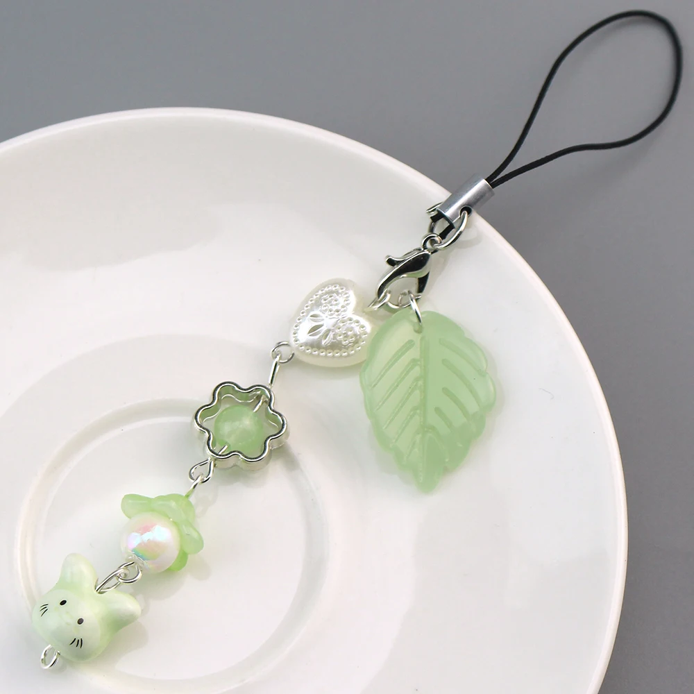Phone Charm Handmade Four Leaf Clover Beaded Y2K Cute Cat Totoro Keychain Cybercore Cell Phone Chain Pendant Key Ring Bag Decor
