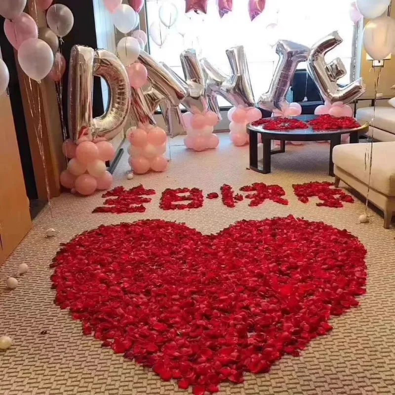 100pcs Romantic Silk Rose Petals for Wedding and Party Decoration - Pink and Red
