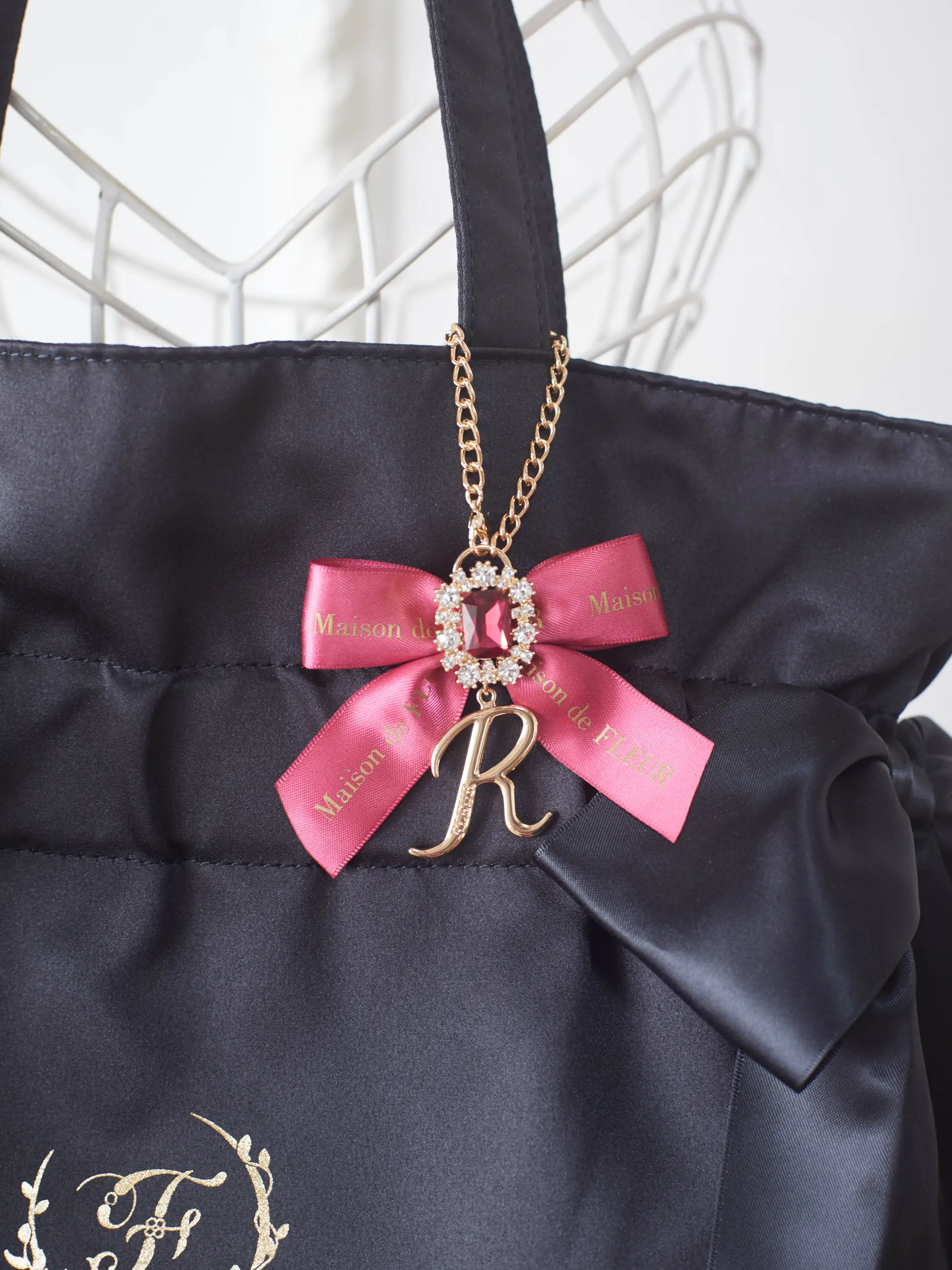 Sweet Cute Japanese Diamonds Chain Women's Luggage Accessories Fashion All-Match Bowknot Bag Hanging Pendant Car Decorations