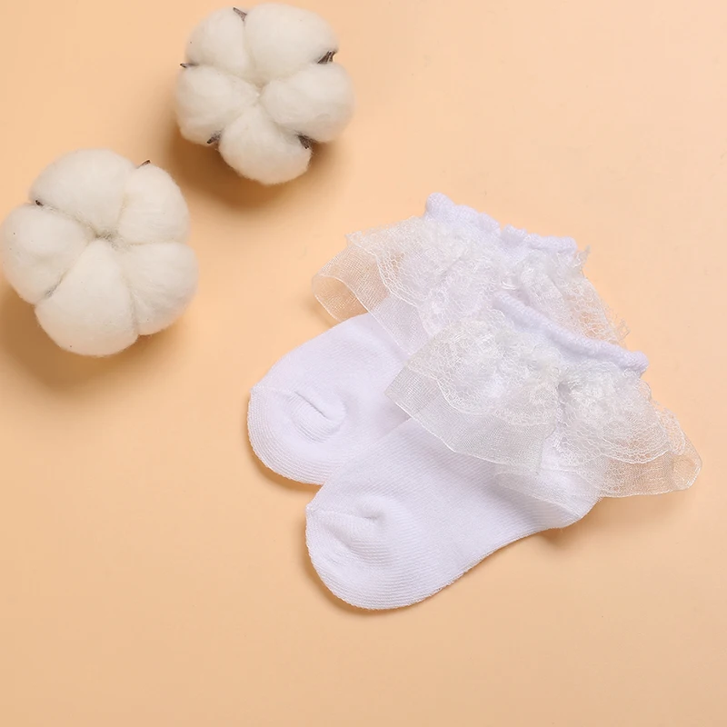 4 Paar weiße, vielseitige und bezaubernde Baumwoll-Babysocken für 0-1 Jahre alte Neugeborene Jungen und Mädchen – Detail 2